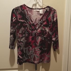 Worthington petite stretch purple and white top